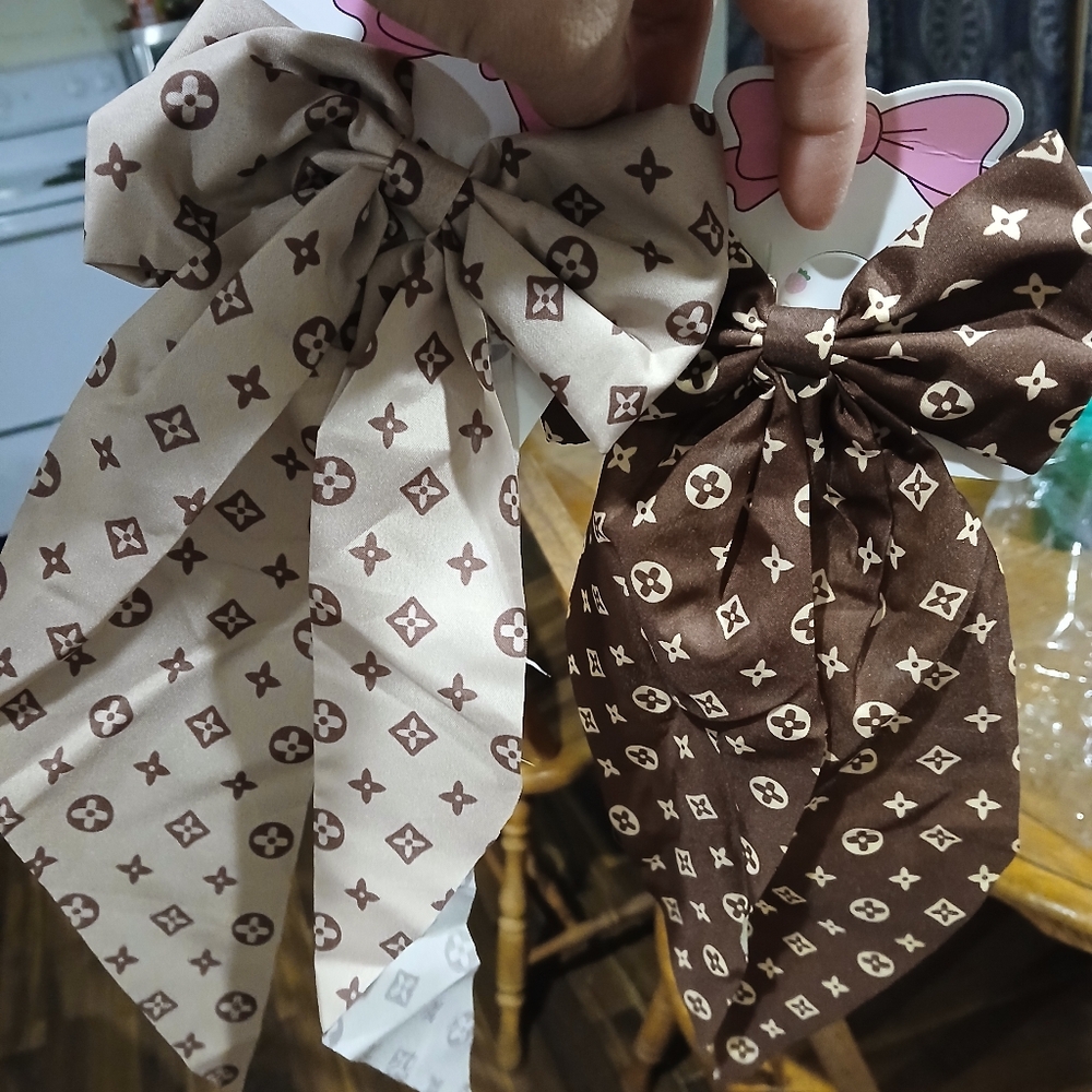 Two Hair Bows In Brown & Biege
